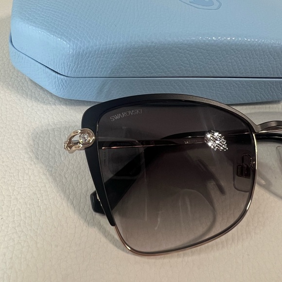 Swarovski Sunglasses - Picture 4 of 6
